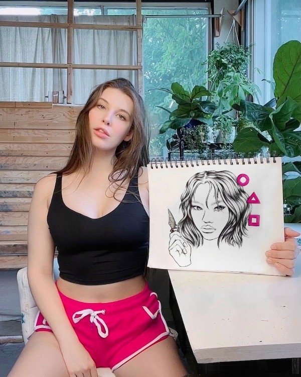 אדל בחורה יפייפיה